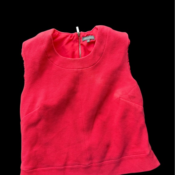 ✨ Vince Camuto pink sleeveless top with zipper✨ - Picture 2 of 4